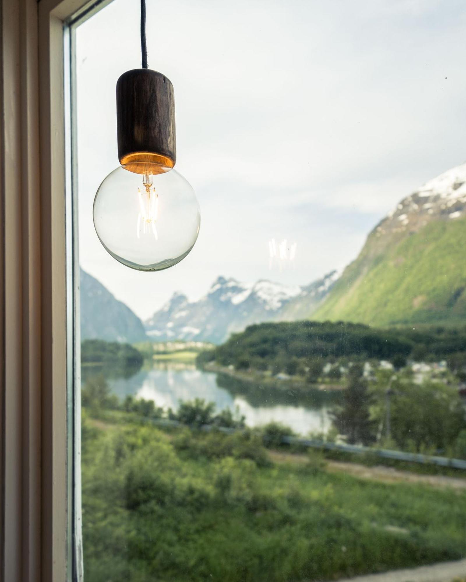 Villa Vertical - Room Skorgedalen Åndalsnes Exterior foto